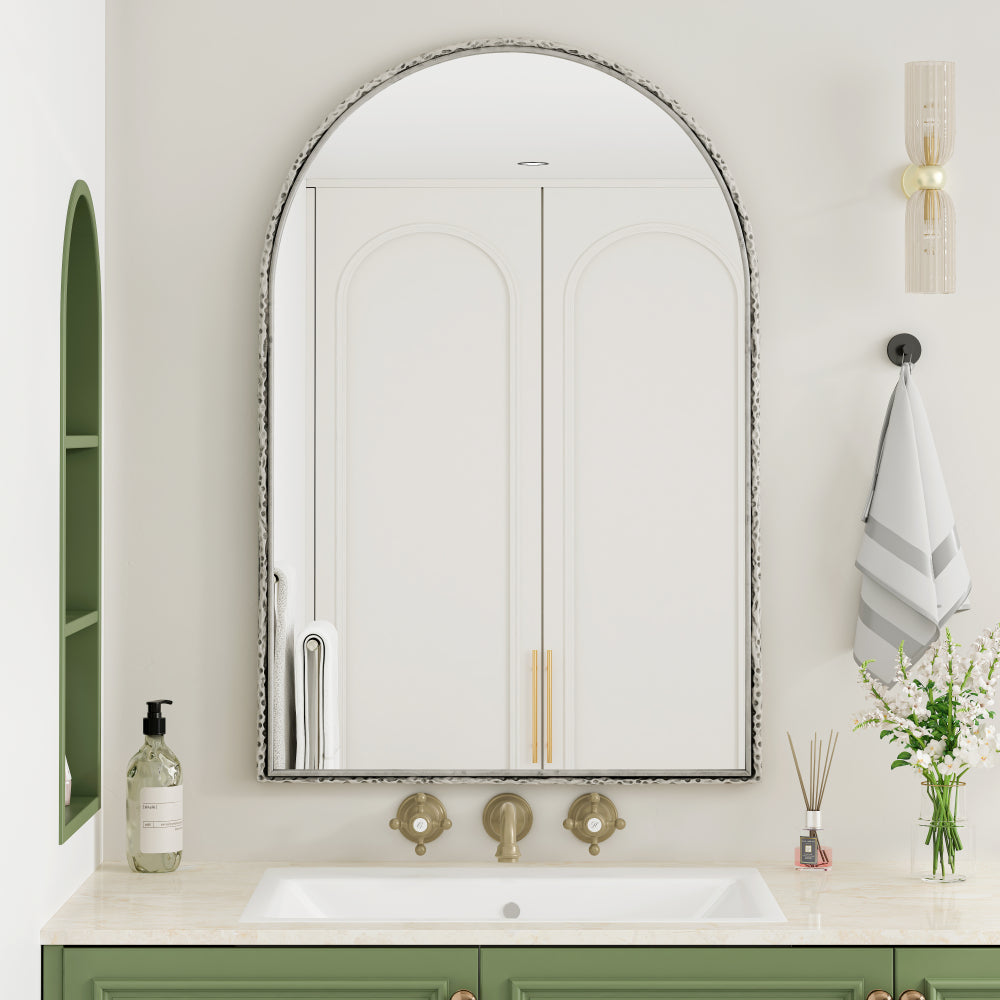 Espejo Arqueado Plateado de Pared | Baño, Tocador y Decoración